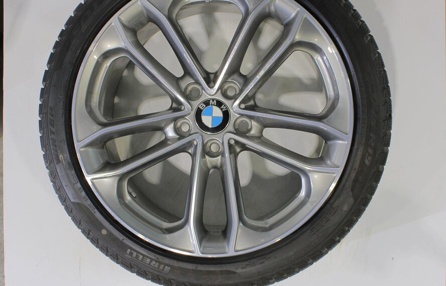 BMW BMW 3 GT serie F34  673 19 inch Pirelli Winterbanden Origineel