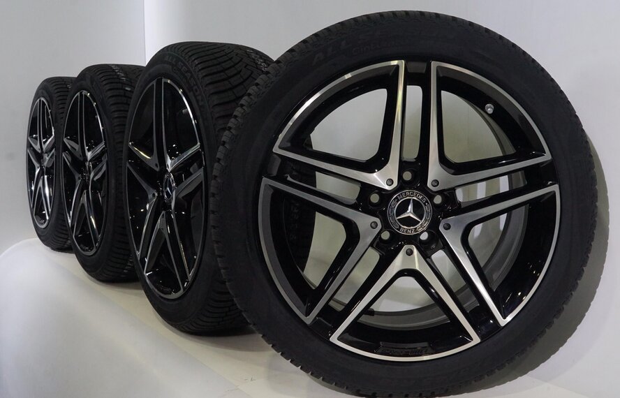 Mercedes Mercedes A B CLA Klasse W176 W117 W246 18 inch Pirelli All-Season (4 seizoenen) Origineel