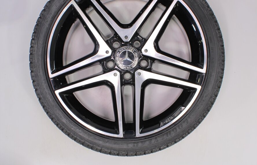 Mercedes Mercedes A B CLA Klasse W176 W117 W246  18 inch velgen Goodyear Winterbanden NIEUW Origineel