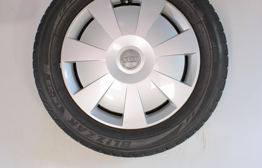 Audi Audi A3 8V  16 inch Bridgestone Winterbanden Origineel