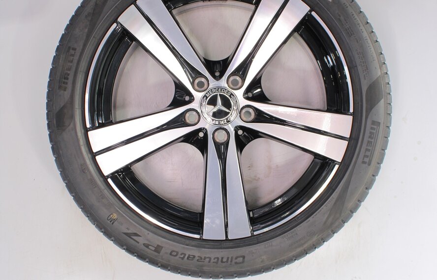 Mercedes Mercedes C-Klasse C206 S206 W206  18 inch Pirelli Zomerbanden Origineel