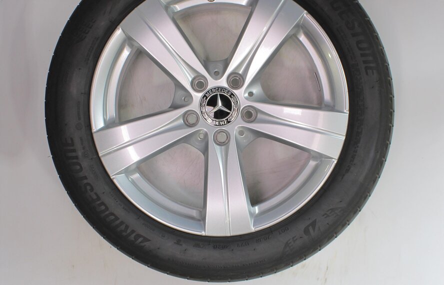 Mercedes Mercedes C-Klasse C206 S206 W206  17 inch Bridgestone Zomerbanden Origineel