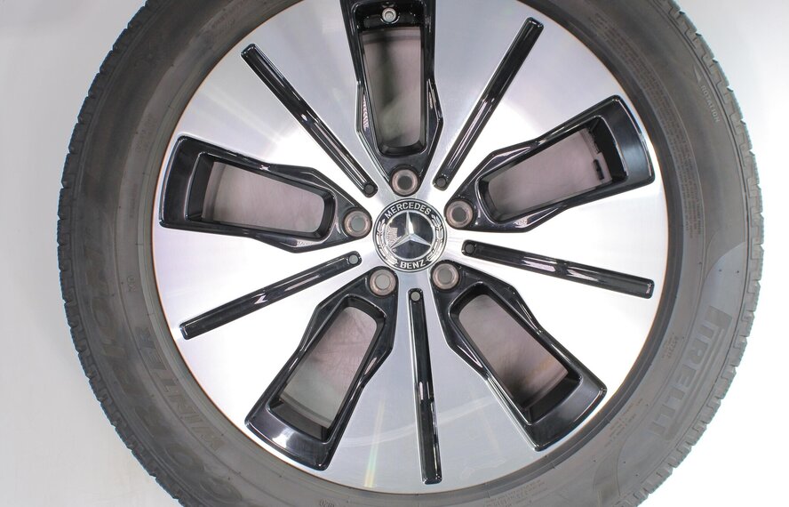 Mercedes Mercedes EQC N293 C293  19 inch Pirelli Winterbanden Origineel