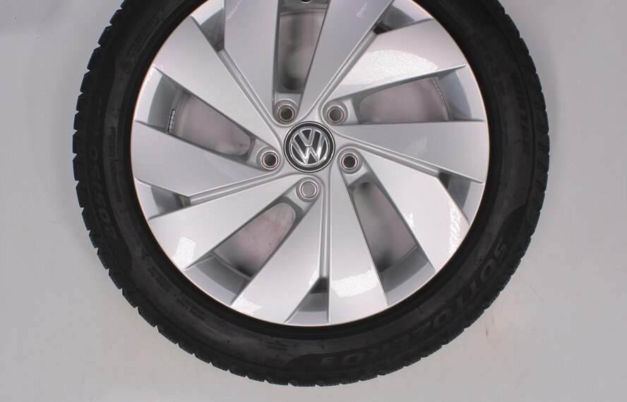 Volkswagen Volkswagen Golf 5 6 7 8 Belmont 17 inch Pirelli Winterbanden Origineel