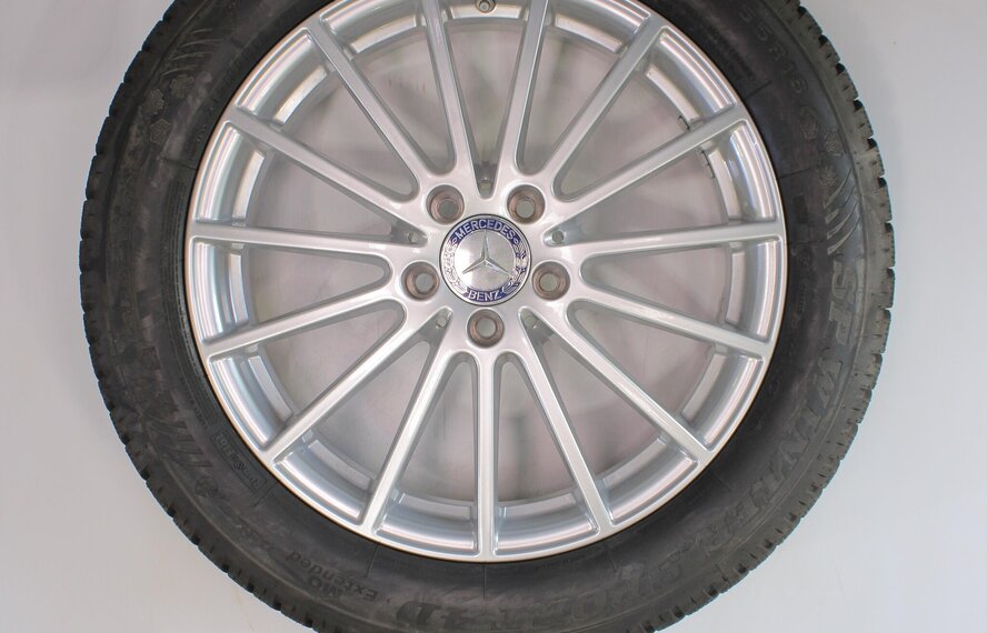 Mercedes Mercedes GLA X156  18 inch Dunlop Winterbanden Origineel