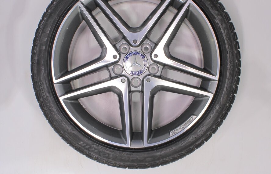 Mercedes Mercedes A B CLA Klasse W176 W117 W246  18 inch Pirelli Winterbanden Origineel