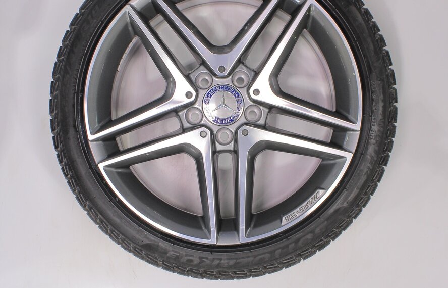 Mercedes Mercedes A B CLA Klasse W176 W117 W246  18 inch Pirelli Winterbanden Origineel