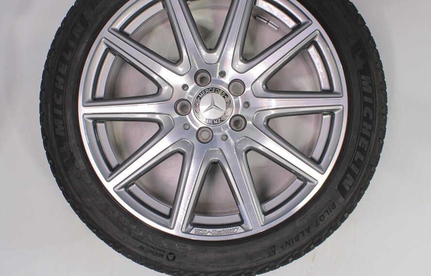 Mercedes Mercedes A-klasse A35 A45 W177 AMG 18 inch Michelin Winterbanden Origineel