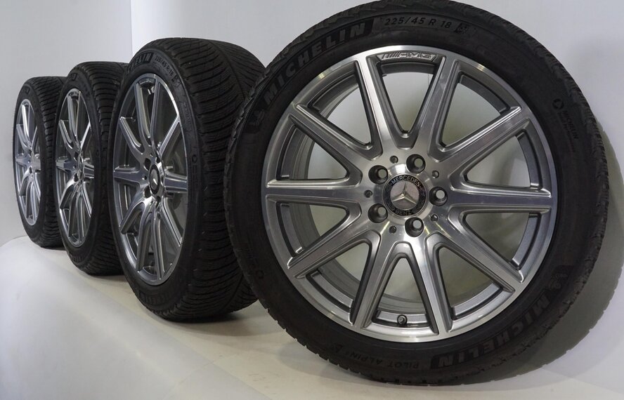 Mercedes Mercedes A-klasse A35 A45 W177 AMG 18 inch Michelin Winterbanden Origineel