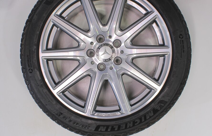 Mercedes Mercedes A-klasse A35 A45 W177 AMG 18 inch Michelin Winterbanden Origineel