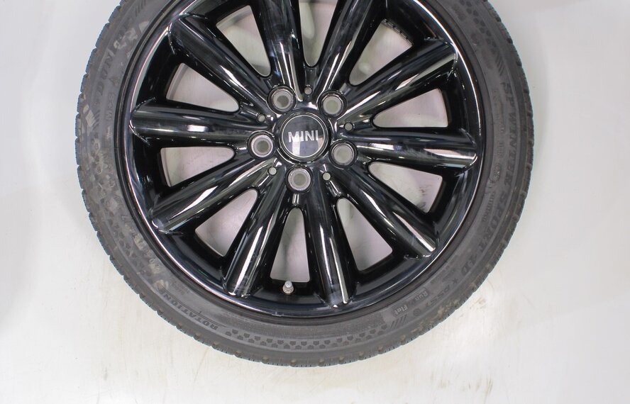 Mini Cooper / S / One / Cabrio F55 F56 F57 499 17 inch Dunlop Runflat Winterbanden Origineel