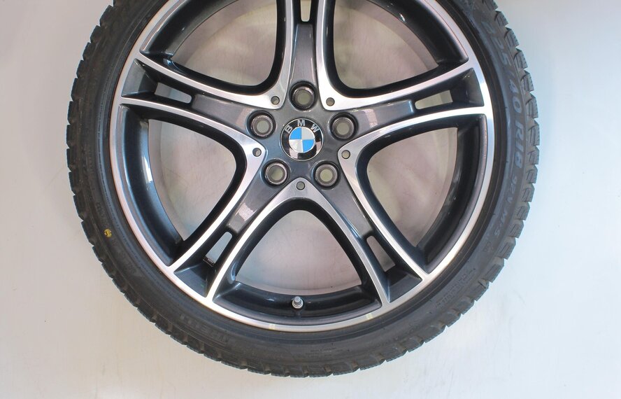 BMW BMW 1 2 serie F40 F44 361 18 inch velgen Pirelli Runflat Winterbanden Origineel