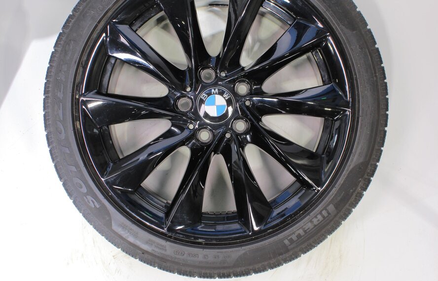 BMW BMW 3 serie F30 F31 415 18 inch Pirelli Winterbanden Origineel