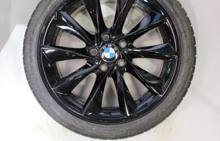 BMW BMW 3 serie F30 F31 415 18 inch Pirelli Winterbanden Origineel