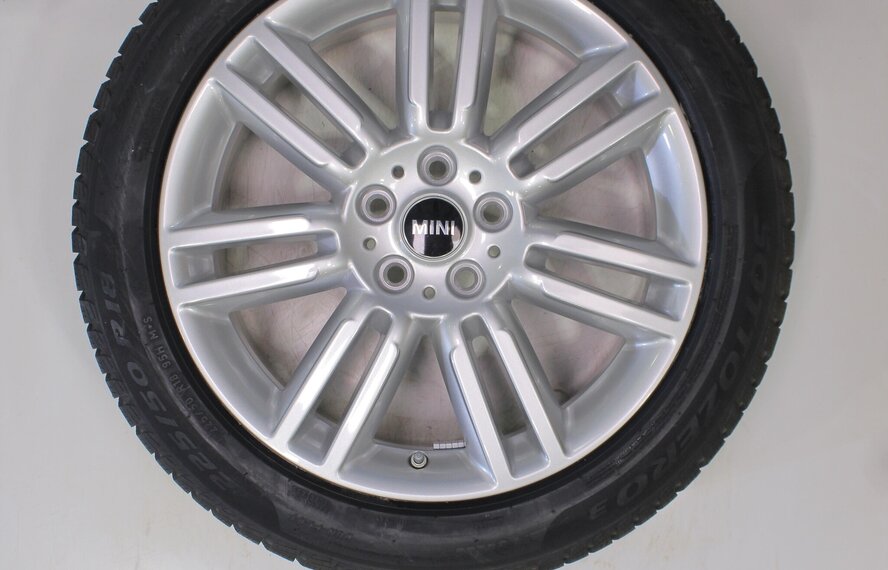 Mini Mini Countryman F60 532 18 inch Pirelli Runflat Winterbanden Origineel