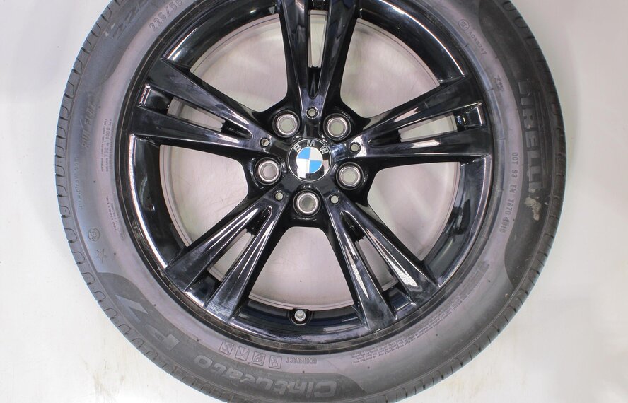 BMW BMW X1 F48 X2 F39 385 17 inch Pirelli Runflat Zomerbanden Origineel