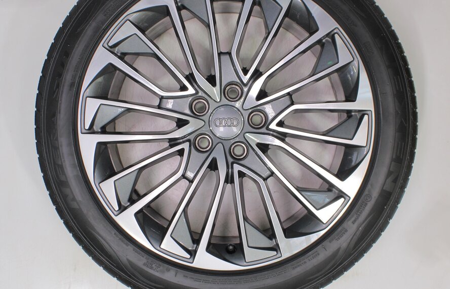 Audi Audi A6 A7 4K C8 19 inch Nexen Zomerbanden Origineel