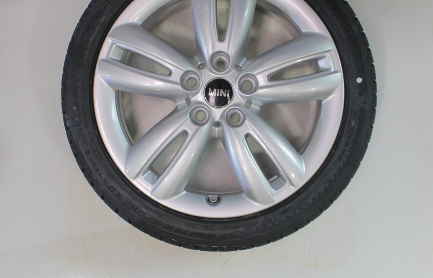 Mini Cooper / S / One / Cabrio F55 F56 F57 JCW501 17 inch Dunlop Runflat Winterbanden Origineel