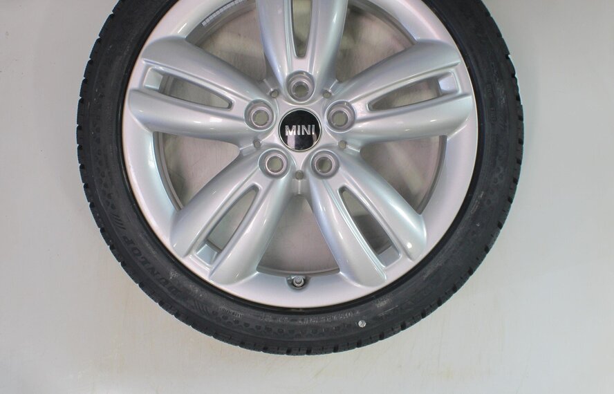 Mini Cooper / S / One / Cabrio F55 F56 F57 JCW501 17 inch Dunlop Runflat Winterbanden Origineel