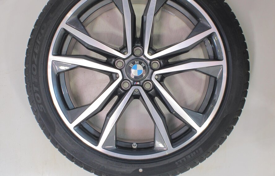 BMW BMW X1 F48 X2 F39 715M 19 inch Pirelli Runflat Winterbanden Origineel