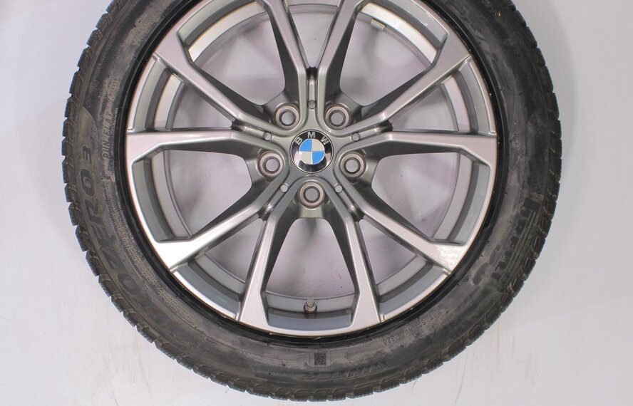 BMW BMW 2 serie 3 serie 4 serie G20 G21 G22 G42 776 17 inch Pirelli Runflat Winterbanden Origineel