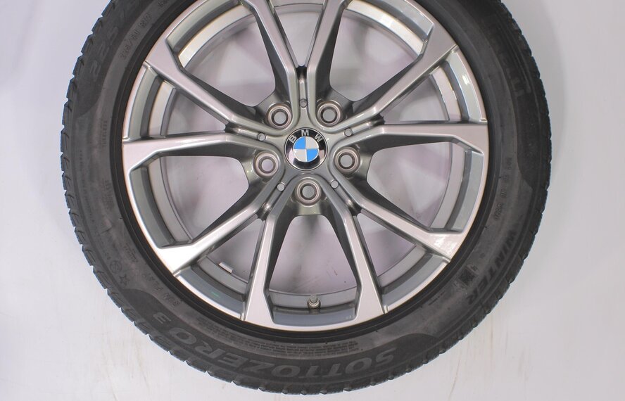 BMW BMW 2 serie 3 serie 4 serie G20 G21 G22 G42 776 17 inch Pirelli Runflat Winterbanden Origineel
