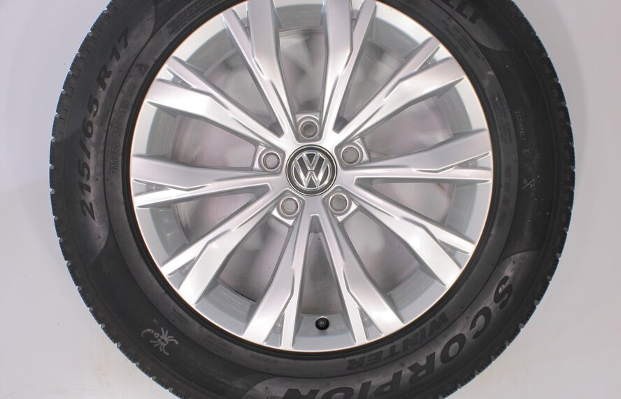 Volkswagen Volkswagen Tiguan II Montana 17 inch Pirelli Winterbanden Origineel
