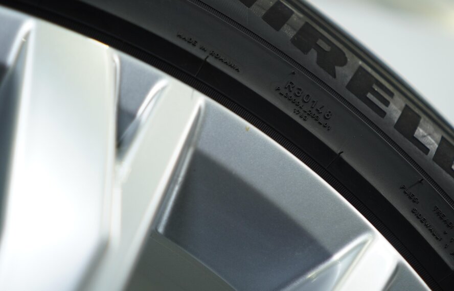 Volkswagen Volkswagen Tiguan II Montana 17 inch Pirelli Winterbanden Origineel