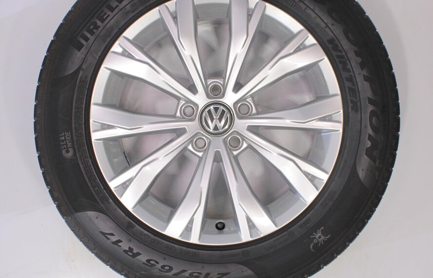 Volkswagen Volkswagen Tiguan II Montana 17 inch Pirelli Winterbanden Origineel