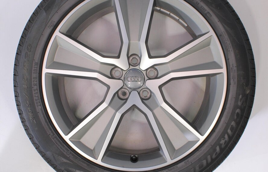 Audi Audi Q5 SQ5 80A 20 inch Pirelli Zomerbanden Origineel