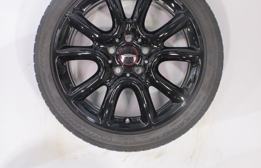 Mini Cooper / S / One / Cabrio F55 F56 F57 JCW498 17 inch Dunlop Runflat Winterbanden Origineel