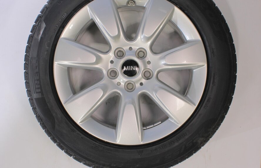 Mini Mini Countryman F60 530 17 inch Pirelli  Winterbanden NIEUW Origineel