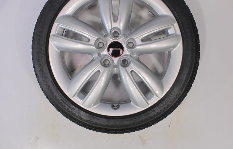 Mini Cooper / S / One / Cabrio F55 F56 F57 JCW501 17 inch Dunlop Runflat Winterbanden Origineel