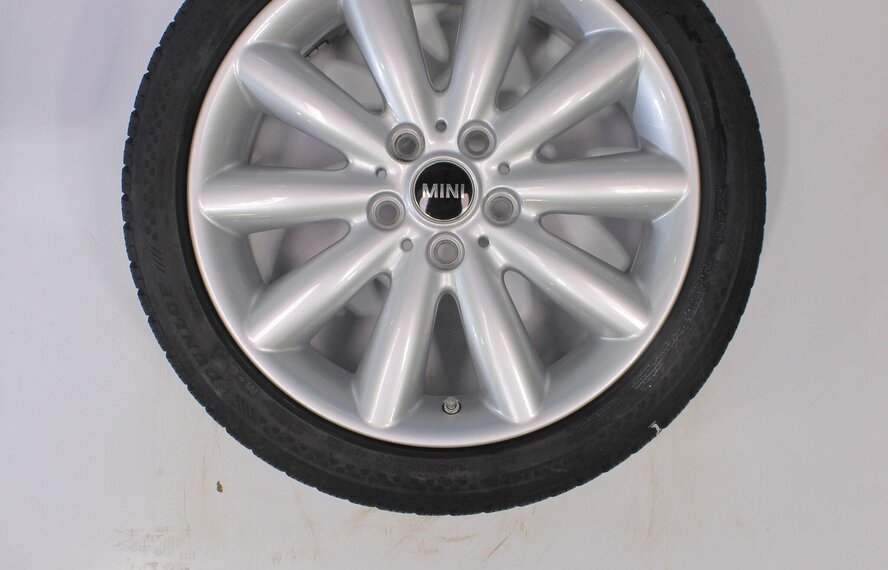 Mini Cooper / S / One / Cabrio F55 F56 F57 499 17 inch Dunlop Runflat Winterbanden Origineel