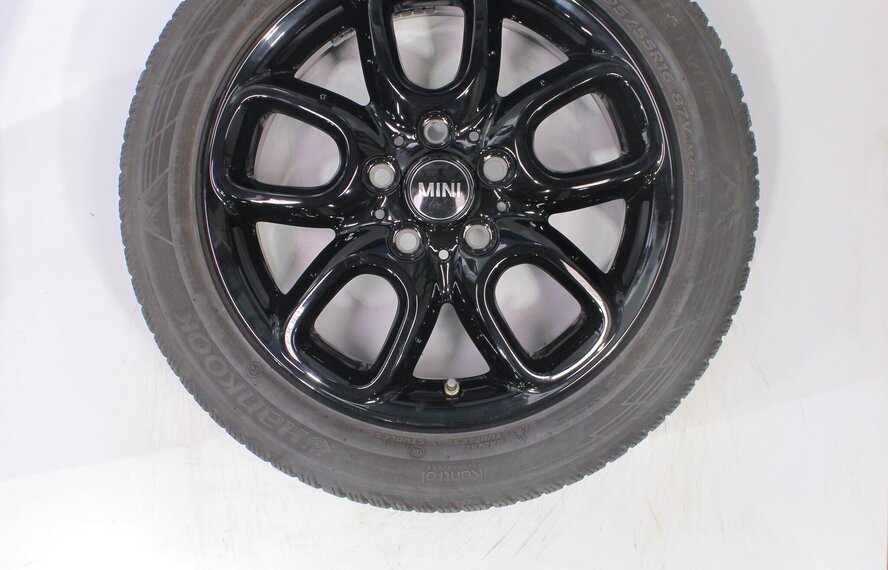 Mini Cooper / S / One / Cabrio F55 F56 F57 494 16 inch Hankook Runflat Winterbanden Origineel