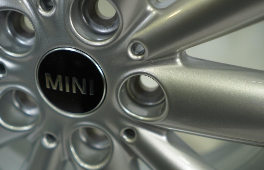 Mini Mini Cooper / S / One / Cabrio F55 F56 F57 508 16 inch velgen Yokohama Winterbanden Nieuw Origineel