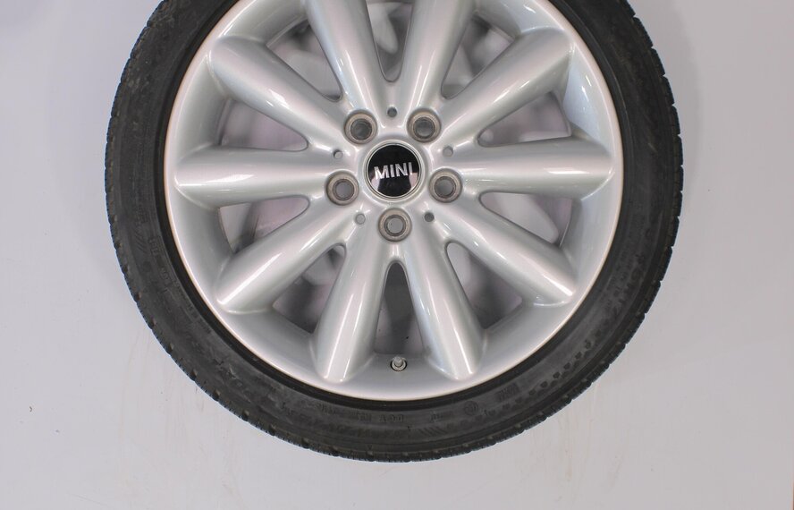 Mini Mini Cooper / S / One / Cabrio F55 F56 F57 499 17 inch Dunlop Runflat Winterbanden Origineel
