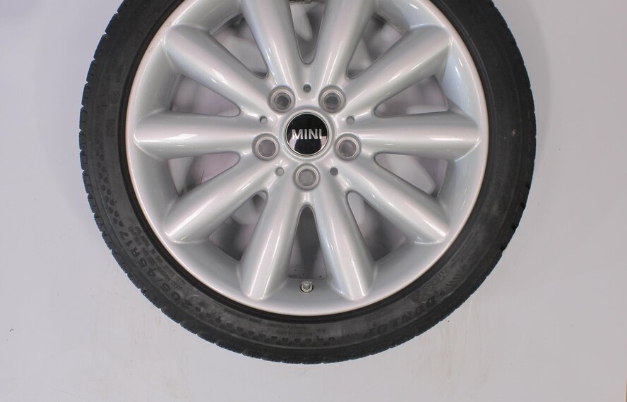 Mini Cooper / S / One / Cabrio F55 F56 F57 499 17 inch Dunlop Runflat Winterbanden Origineel