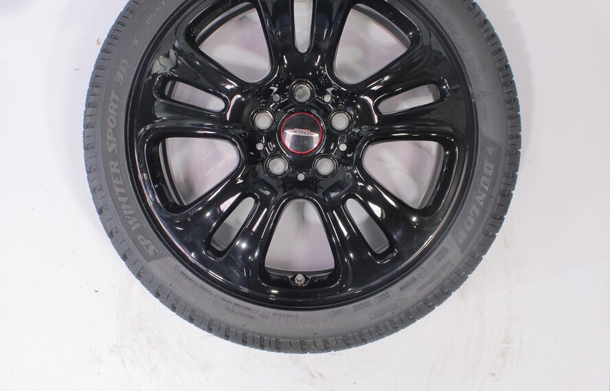 Mini Cooper / S / One / Cabrio F55 F56 F57 JCW510 17 inch Dunlop Runflat Winterbanden Nieuw Origineel