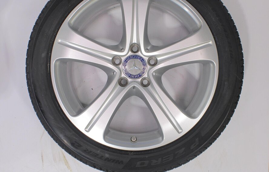 Mercedes Mercedes E Klasse W213 S213 18 inch Pirelli Winterbanden Nieuw Origineel