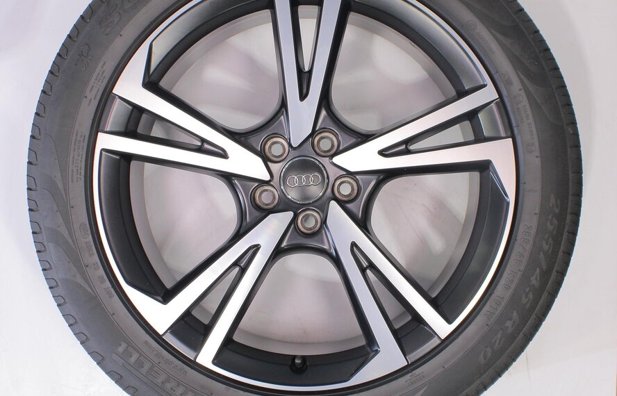 Audi Audi Q5 SQ5 80A 20 inch Pirelli Zomerbanden Origineel