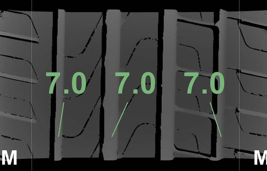 BMW BMW 3 serie GT F34 397 18 inch Pirelli Runflat Zomerbanden Origineel