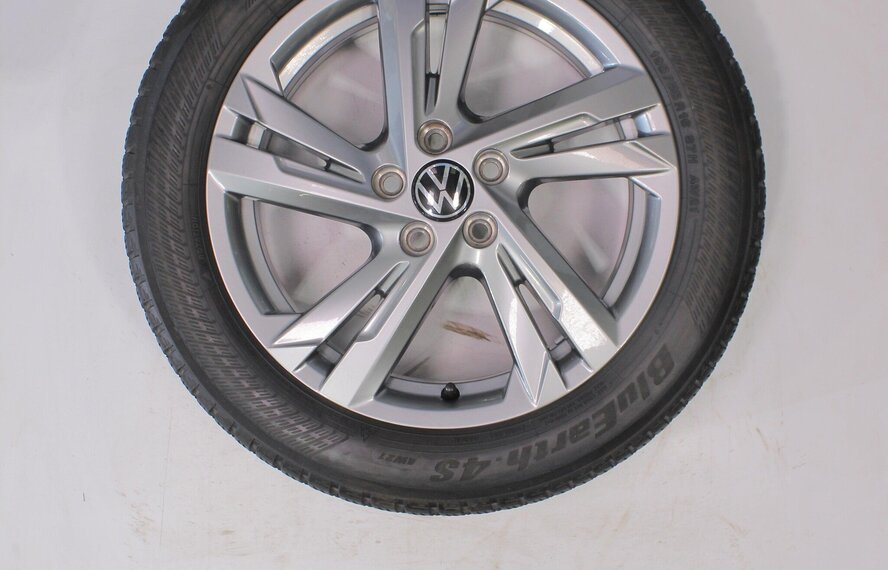 Volkswagen VW Polo 2G 16 inch velgen Yokohama Winterbanden Origineel