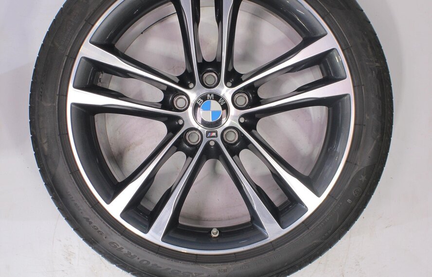 BMW BMW 3 serie GT F34 598M 19 inch Pirelli Runflat Zomerbanden Nieuw Origineel
