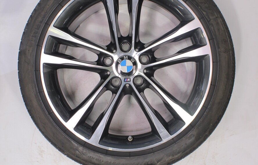 BMW BMW 3 serie GT F34 598M 19 inch Pirelli Runflat Zomerbanden Nieuw Origineel