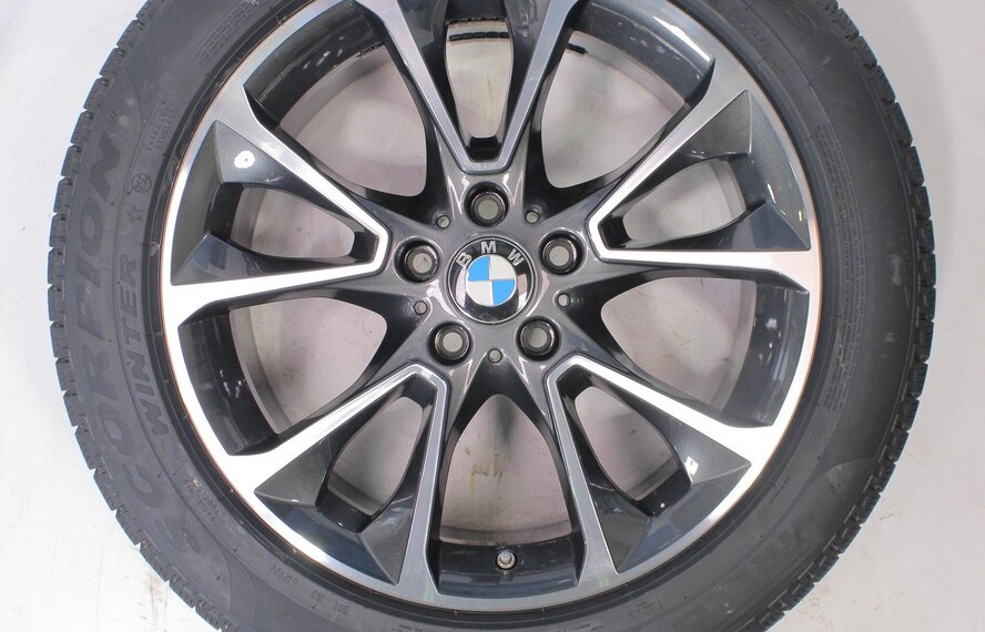 BMW BMW X5 F15 X6 F16 449 19 inch Pirelli Runflat Winterbanden Nieuw Origineel