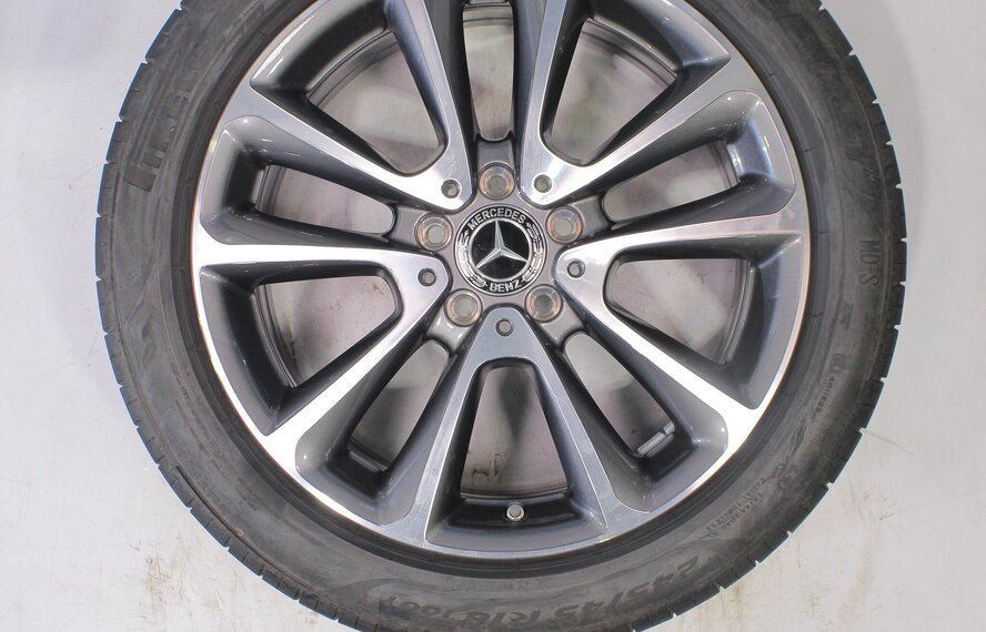 Mercedes Mercedes E Klasse W213 S213 18 inch Pirelli Zomerbanden Origineel
