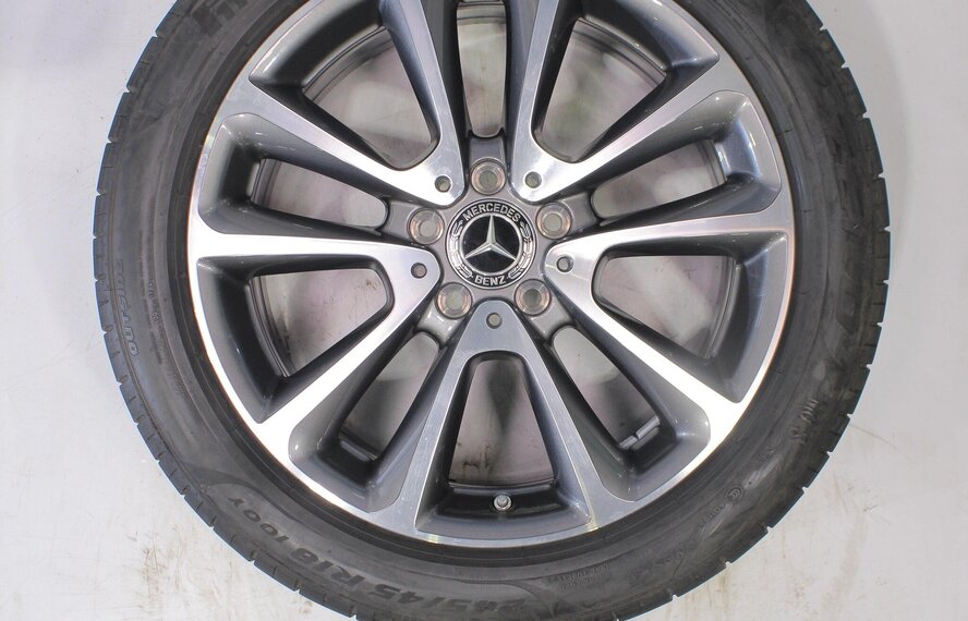 Mercedes Mercedes E Klasse W213 S213 18 inch Pirelli Zomerbanden Origineel