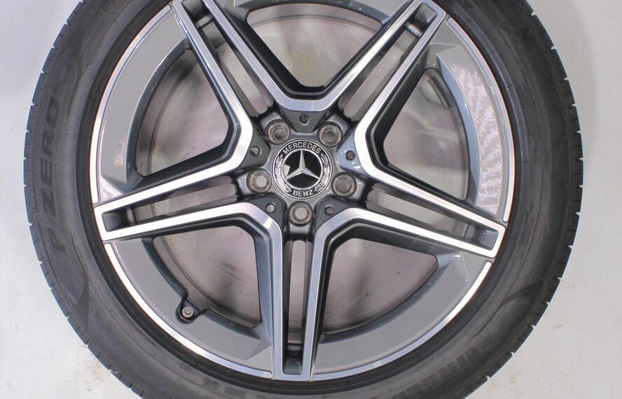 Mercedes Mercedes S Klasse W223 19 inch Pirelli Zomerbanden Origineel