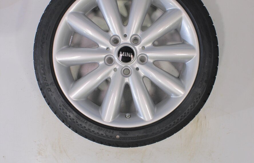 Mini Cooper / S / One / Cabrio F55 F56 F57 499 17 inch Dunlop Runflat Winterbanden Origineel